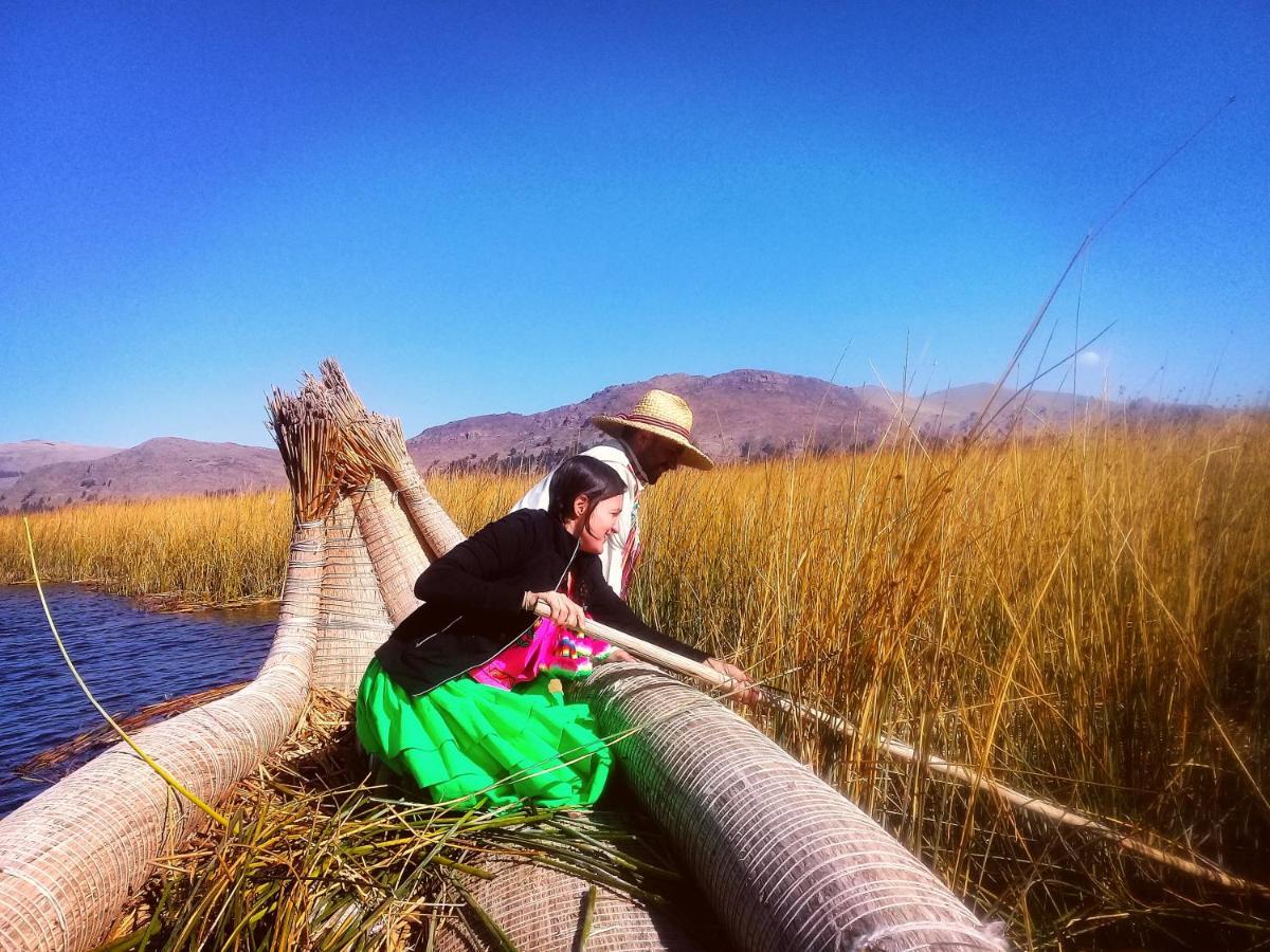 Ecoturismo, Los Uros Puno Buitenkant foto