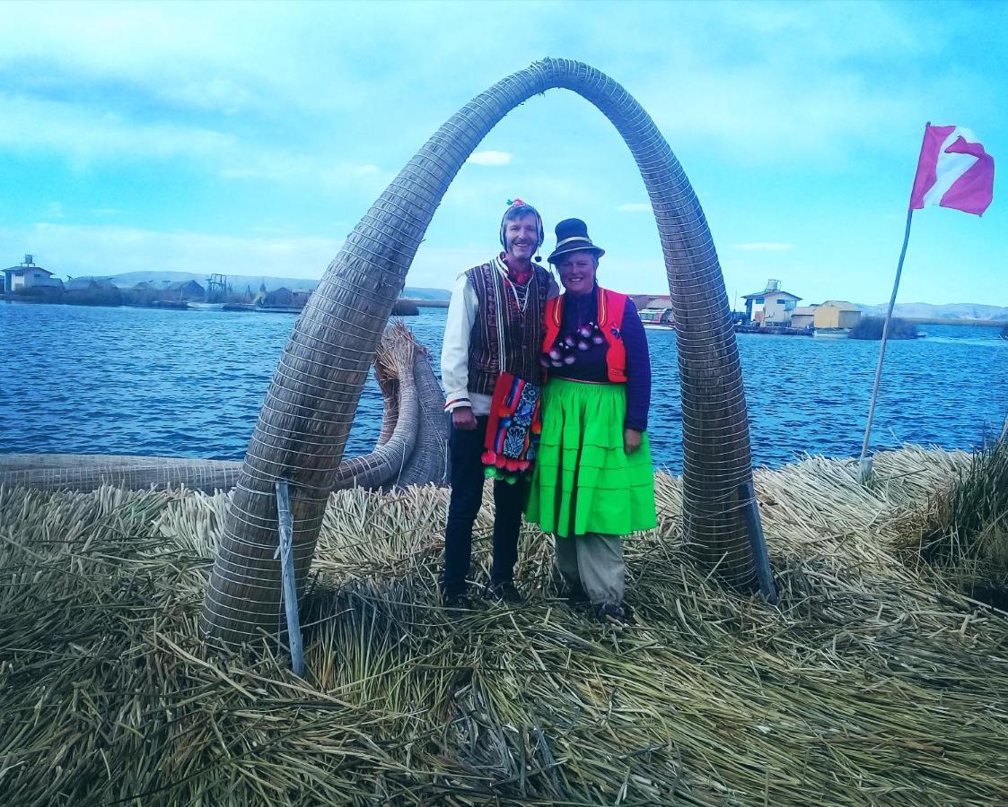 Ecoturismo, Los Uros Puno Buitenkant foto