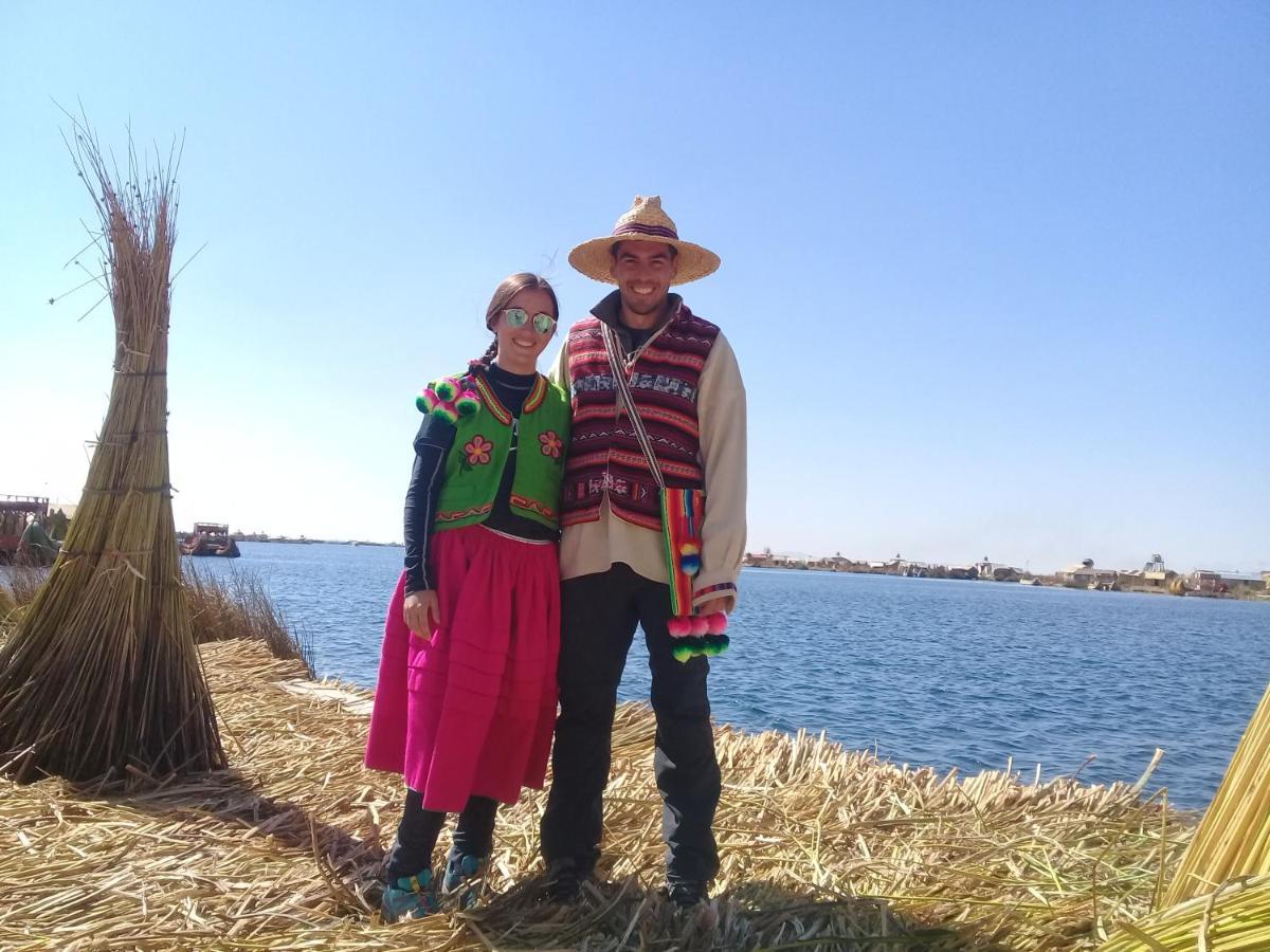 Ecoturismo, Los Uros Puno Buitenkant foto