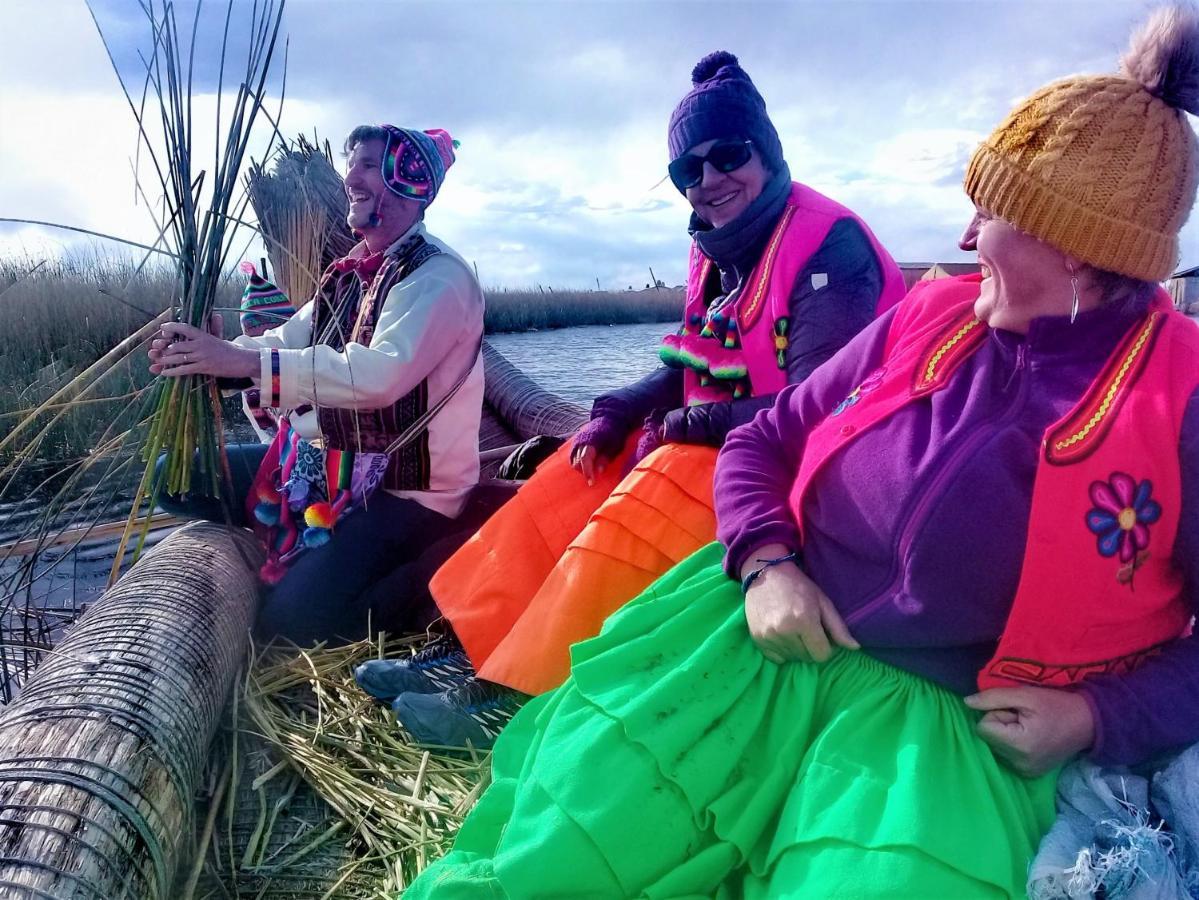 Ecoturismo, Los Uros Puno Buitenkant foto