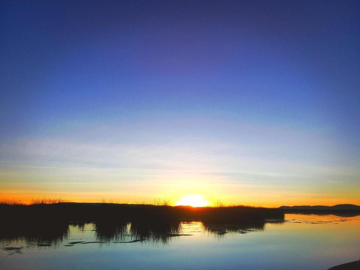 Ecoturismo, Los Uros Puno Buitenkant foto