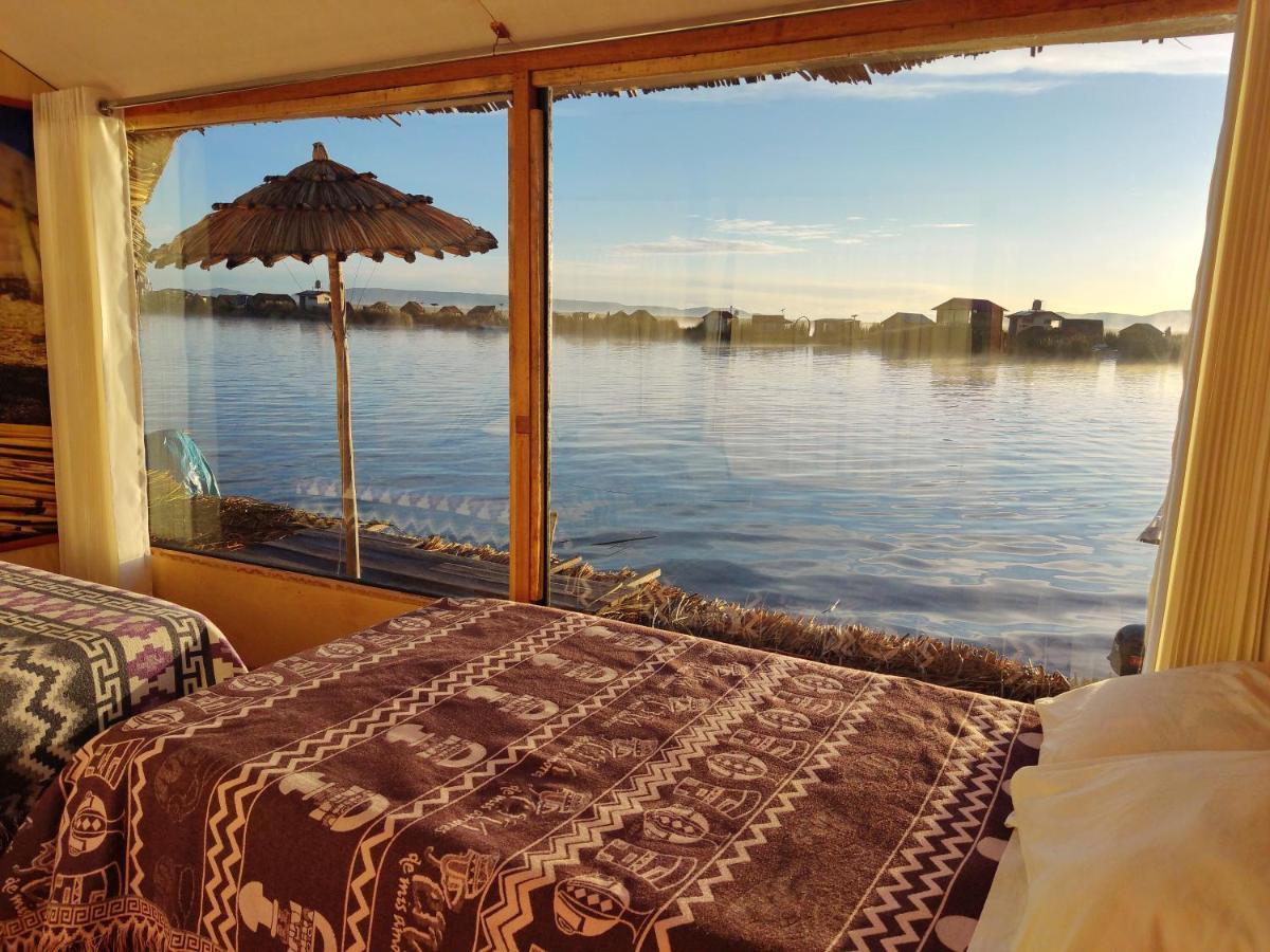 Ecoturismo, Los Uros Puno Buitenkant foto
