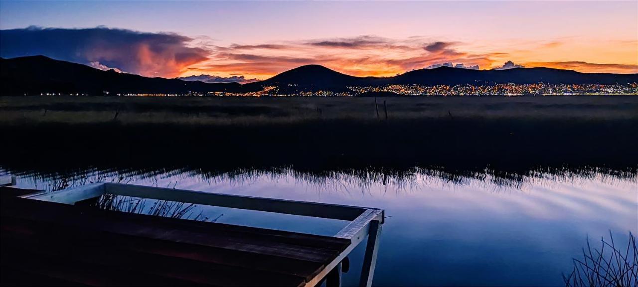 Ecoturismo, Los Uros Puno Buitenkant foto