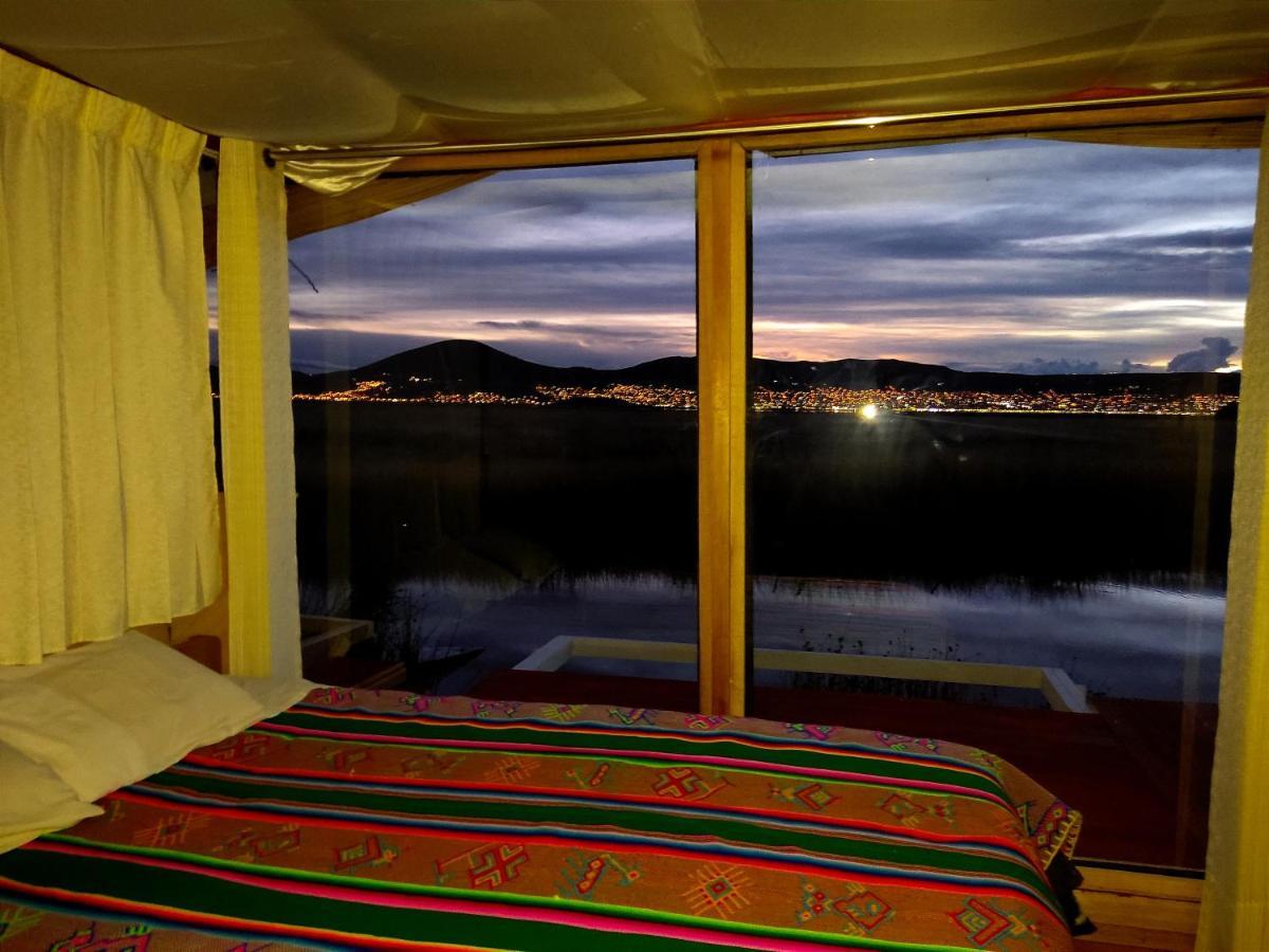 Ecoturismo, Los Uros Puno Buitenkant foto