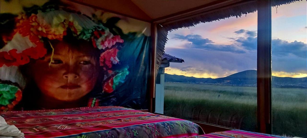 Ecoturismo, Los Uros Puno Buitenkant foto