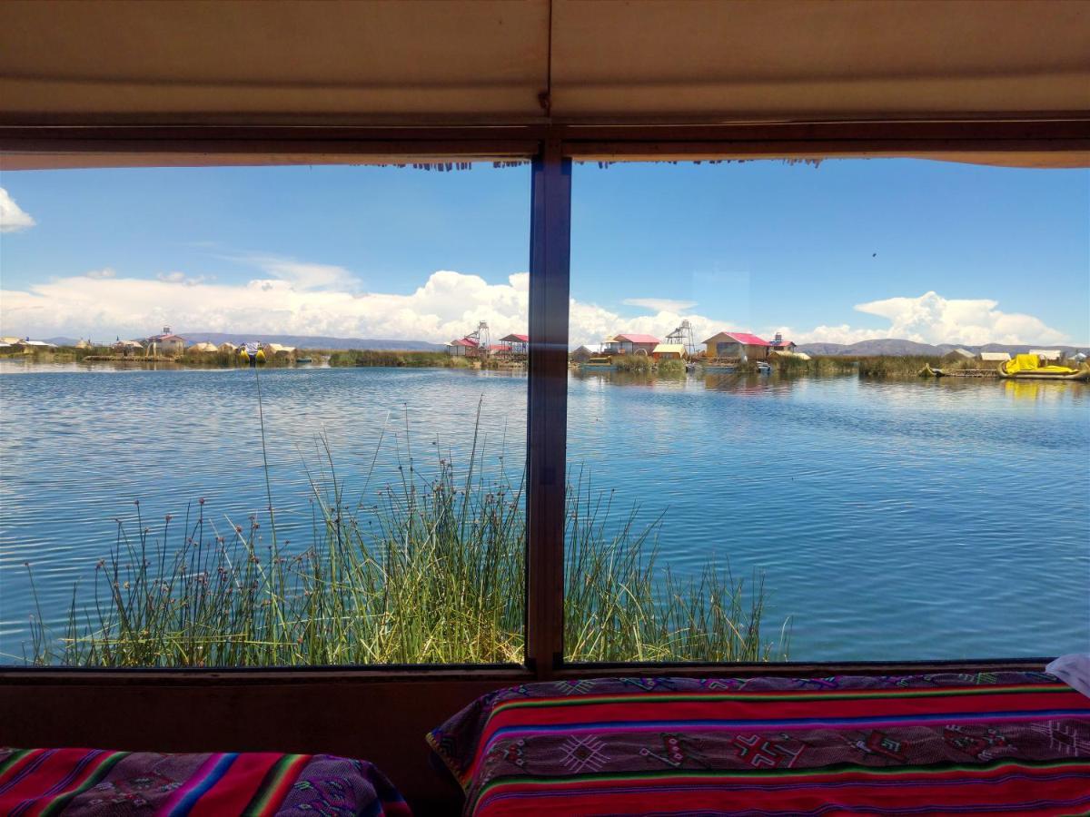 Ecoturismo, Los Uros Puno Buitenkant foto