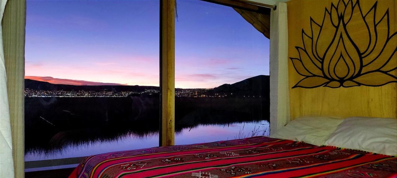 Ecoturismo, Los Uros Puno Buitenkant foto